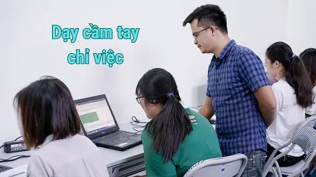 Dạy Tin học văn phòng tại trung tâm