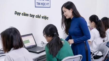 Trung taam Tin hoc VT - Dạy kèm riêng
